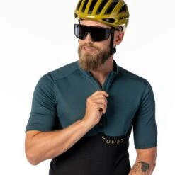 SCOTT Gravel Tuned Kurzarmtrikot - Black/aruba Green -Scott Verkaufsgeschäft scott gravel tuned short sleeve shirt black aruba green 6 1428613